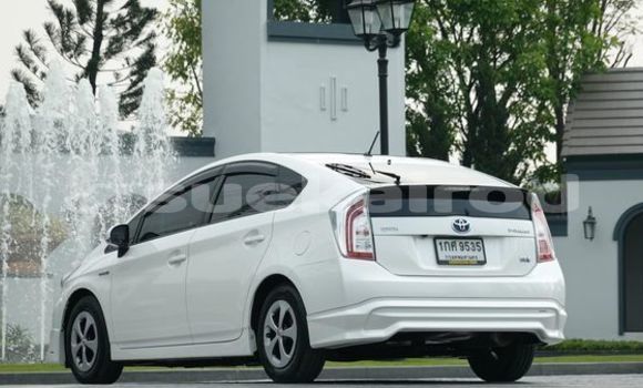Buy Used Toyota Prius White Car in Bangkok in Bangkok Buy Used Toyota Prius White Car in Bangkok in Bangkok