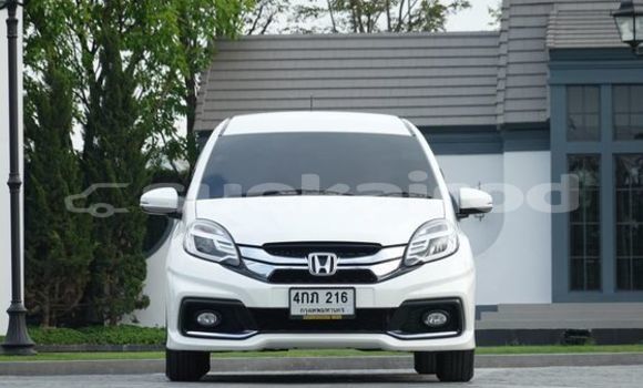 Buy Used Honda Mobilio White Car in Bangkok in Bangkok Buy Used Honda Mobilio White Car in Bangkok in Bangkok