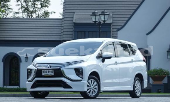 Buy Used Mitsubishi Xpander White Car in Bangkok in Bangkok Buy Used Mitsubishi Xpander White Car in Bangkok in Bangkok