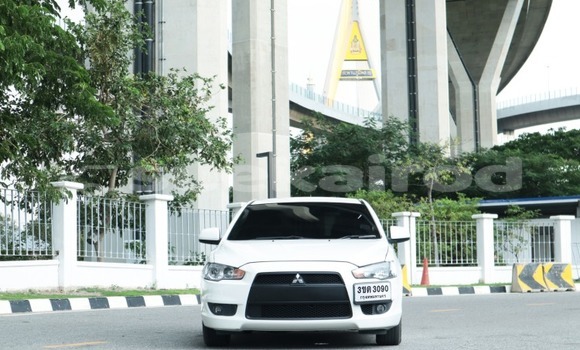 Buy Used Mitsubishi Lancer White Car in Bangkok in Bangkok Buy Used Mitsubishi Lancer White Car in Bangkok in Bangkok