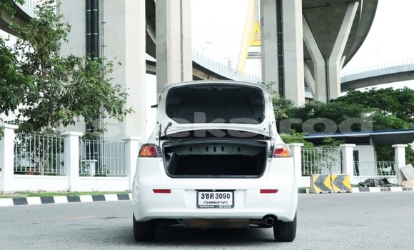 Buy Used Mitsubishi Lancer White Car in Bangkok in Bangkok Buy Used Mitsubishi Lancer White Car in Bangkok in Bangkok