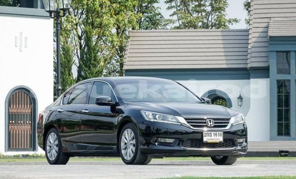 ซื้อ รถมือสอง Honda Accord สีดำ รถยนต์ ใน %{เมือง} ใน กรุงเทพมหานคร