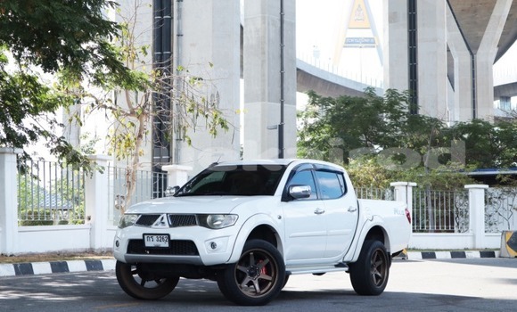 ซื้อ รถมือสอง Mitsubishi Triton ขาว รถยนต์ ใน %{เมือง} ใน กรุงเทพมหานคร ซื้อ รถมือสอง Mitsubishi Triton ขาว รถยนต์ ใน %{เมือง} ใน กรุงเทพมหานคร