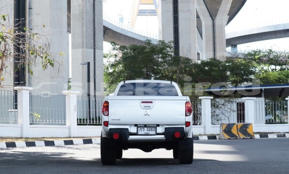ซื้อ รถมือสอง Mitsubishi Triton ขาว รถยนต์ ใน %{เมือง} ใน กรุงเทพมหานคร ซื้อ รถมือสอง Mitsubishi Triton ขาว รถยนต์ ใน %{เมือง} ใน กรุงเทพมหานคร