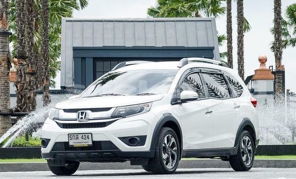 Buy Used Honda BR-V White Car in Bangkok in Bangkok Buy Used Honda BR-V White Car in Bangkok in Bangkok
