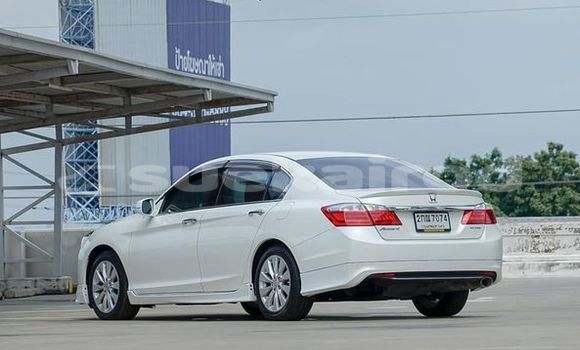 ซื้อ รถมือสอง Honda Accord ขาว รถยนต์ ใน %{เมือง} ใน กรุงเทพมหานคร ซื้อ รถมือสอง Honda Accord ขาว รถยนต์ ใน %{เมือง} ใน กรุงเทพมหานคร