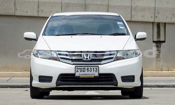 Buy Used Honda City White Car in Bangkok in Bangkok Buy Used Honda City White Car in Bangkok in Bangkok