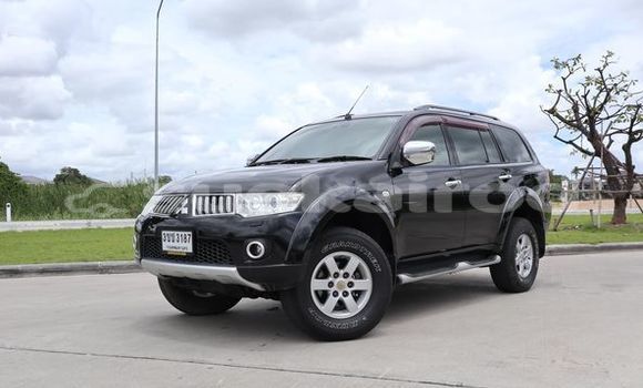 ซื้อ รถมือสอง Mitsubishi Pajero Sport สีดำ รถยนต์ ใน %{เมือง} ใน กรุงเทพมหานคร ซื้อ รถมือสอง Mitsubishi Pajero Sport สีดำ รถยนต์ ใน %{เมือง} ใน กรุงเทพมหานคร