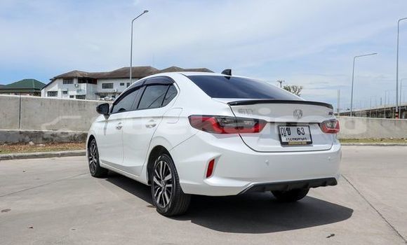 Buy Used Honda City White Car in Bangkok in Bangkok Buy Used Honda City White Car in Bangkok in Bangkok