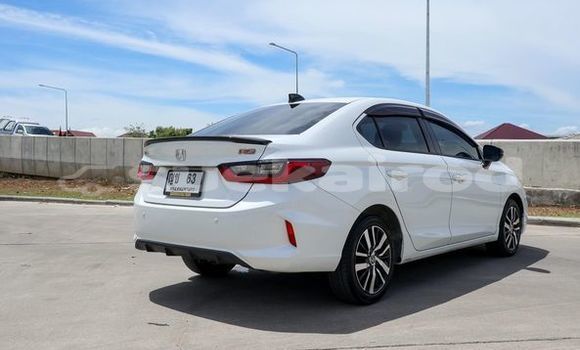 Buy Used Honda City White Car in Bangkok in Bangkok Buy Used Honda City White Car in Bangkok in Bangkok