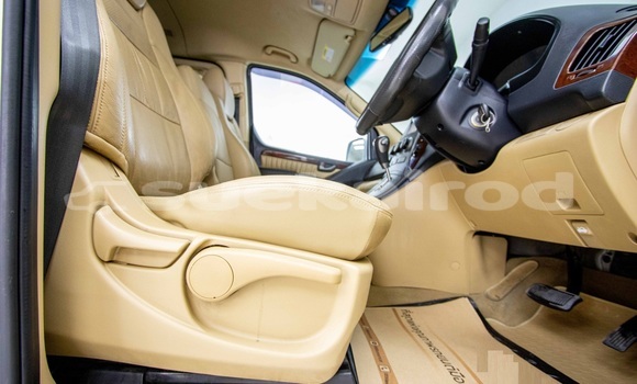 ซื้อ รถมือสอง Hyundai Grand Starex ขาว รถยนต์ ใน %{เมือง} ใน กรุงเทพมหานคร ซื้อ รถมือสอง Hyundai Grand Starex ขาว รถยนต์ ใน %{เมือง} ใน กรุงเทพมหานคร