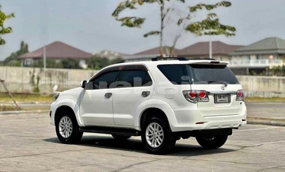 ซื้อ รถมือสอง Toyota Fortuner ขาว รถยนต์ ใน %{เมือง} ใน กรุงเทพมหานคร ซื้อ รถมือสอง Toyota Fortuner ขาว รถยนต์ ใน %{เมือง} ใน กรุงเทพมหานคร