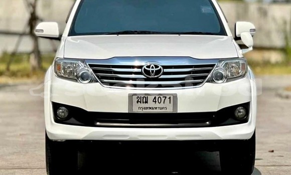 ซื้อ รถมือสอง Toyota Fortuner ขาว รถยนต์ ใน %{เมือง} ใน กรุงเทพมหานคร ซื้อ รถมือสอง Toyota Fortuner ขาว รถยนต์ ใน %{เมือง} ใน กรุงเทพมหานคร