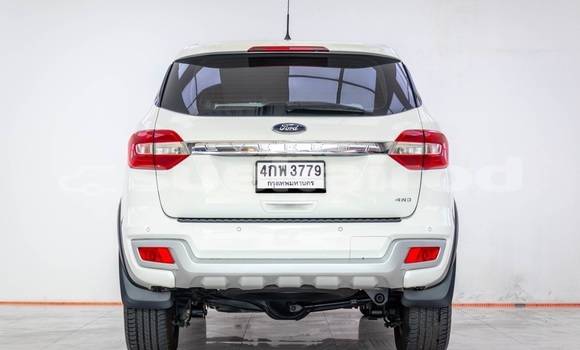 Buy Used Ford Everest White Car in Bangkok in Bangkok Buy Used Ford Everest White Car in Bangkok in Bangkok