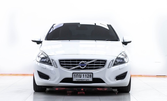 Buy Used Volvo S60 White Car in Bangkok in Bangkok Buy Used Volvo S60 White Car in Bangkok in Bangkok