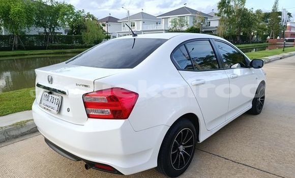 Buy Used Honda City White Car in Bangkok in Bangkok Buy Used Honda City White Car in Bangkok in Bangkok