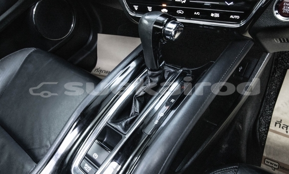 ซื้อ รถมือสอง Honda HR-V ขาว รถยนต์ ใน %{เมือง} ใน กรุงเทพมหานคร ซื้อ รถมือสอง Honda HR-V ขาว รถยนต์ ใน %{เมือง} ใน กรุงเทพมหานคร