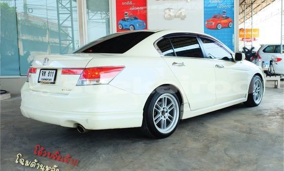 Buy Used Honda Accord White Car in Bangkok in Bangkok Buy Used Honda Accord White Car in Bangkok in Bangkok