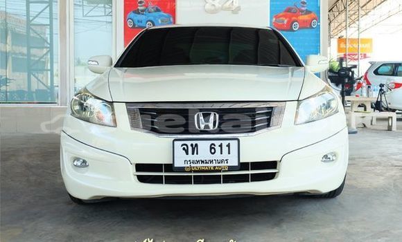 Buy Used Honda Accord White Car in Bangkok in Bangkok Buy Used Honda Accord White Car in Bangkok in Bangkok