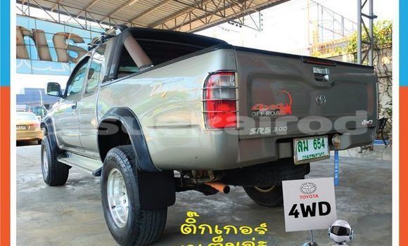 Buy Used Toyota Hilux Black Car in Bangkok in Bangkok Buy Used Toyota Hilux Black Car in Bangkok in Bangkok
