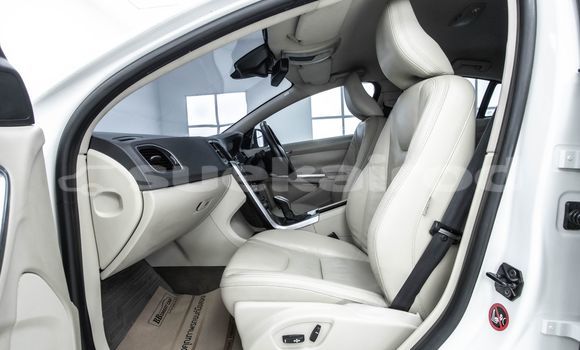 Buy Used Volvo S60 White Car in Bangkok in Bangkok Buy Used Volvo S60 White Car in Bangkok in Bangkok