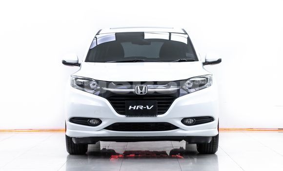 Buy Used Honda HR-V White Car in Bangkok in Bangkok Buy Used Honda HR-V White Car in Bangkok in Bangkok