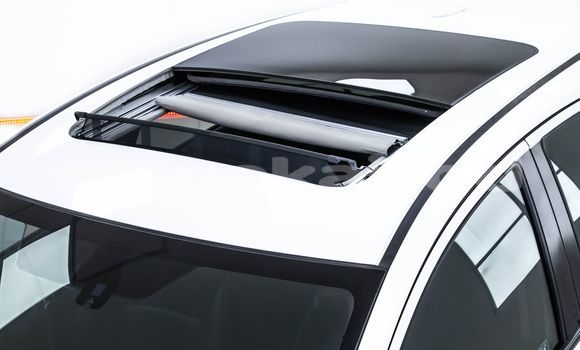 Buy Used Honda HR-V White Car in Bangkok in Bangkok Buy Used Honda HR-V White Car in Bangkok in Bangkok