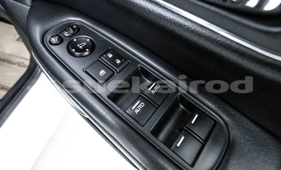 Buy Used Honda HR-V White Car in Bangkok in Bangkok Buy Used Honda HR-V White Car in Bangkok in Bangkok