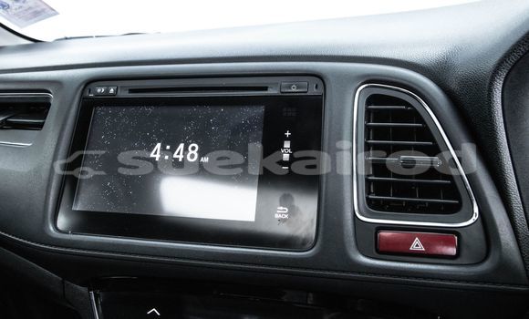 Buy Used Honda HR-V White Car in Bangkok in Bangkok Buy Used Honda HR-V White Car in Bangkok in Bangkok