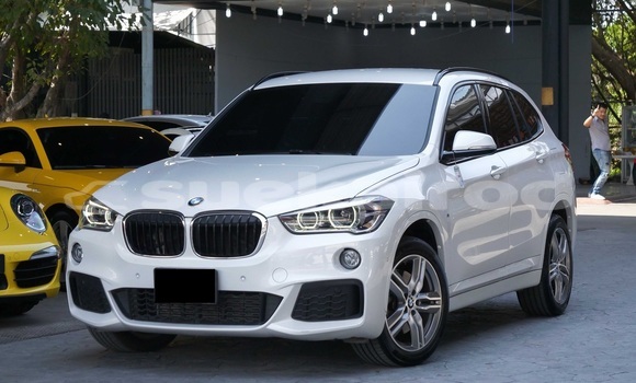 Buy Used BMW X1 White Car in Bangkok in Bangkok