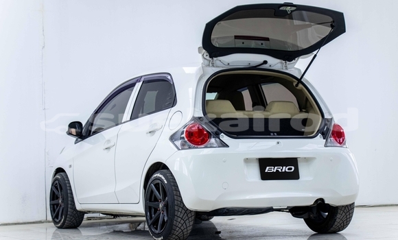 ซื้อ รถมือสอง Honda Brio ขาว รถยนต์ ใน %{เมือง} ใน สมุทรสาคร ซื้อ รถมือสอง Honda Brio ขาว รถยนต์ ใน %{เมือง} ใน สมุทรสาคร