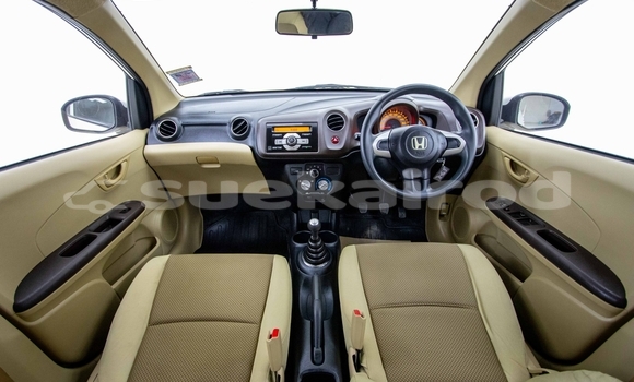 ซื้อ รถมือสอง Honda Brio ขาว รถยนต์ ใน %{เมือง} ใน สมุทรสาคร ซื้อ รถมือสอง Honda Brio ขาว รถยนต์ ใน %{เมือง} ใน สมุทรสาคร