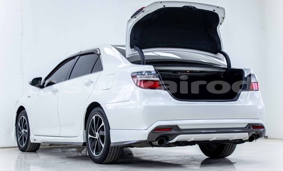 Buy Used Toyota Camry White Car in Samut Sakhon in Samut Sakhon Buy Used Toyota Camry White Car in Samut Sakhon in Samut Sakhon