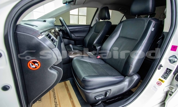 Buy Used Toyota Camry White Car in Samut Sakhon in Samut Sakhon Buy Used Toyota Camry White Car in Samut Sakhon in Samut Sakhon