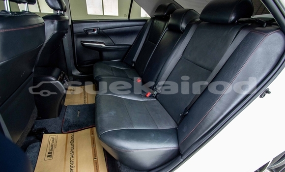 Buy Used Toyota Camry White Car in Samut Sakhon in Samut Sakhon Buy Used Toyota Camry White Car in Samut Sakhon in Samut Sakhon