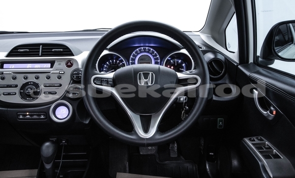 Buy Used Honda Jazz White Car in Samut Sakhon in Samut Sakhon Buy Used Honda Jazz White Car in Samut Sakhon in Samut Sakhon