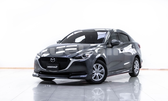 ซื้อ รถมือสอง Mazda 2 อื่น ๆ รถยนต์ ใน %{เมือง} ใน สมุทรสาคร