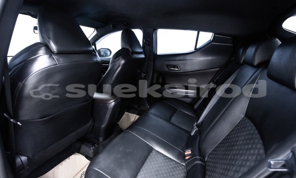 ซื้อ รถมือสอง Toyota C-HR ขาว รถยนต์ ใน %{เมือง} ใน กรุงเทพมหานคร ซื้อ รถมือสอง Toyota C-HR ขาว รถยนต์ ใน %{เมือง} ใน กรุงเทพมหานคร