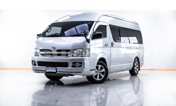 Buy Used Toyota Commuter Other Car in Bangkok in Bangkok