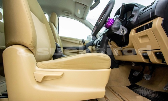 ซื้อ รถมือสอง Isuzu D-max Cab4 ขาว รถยนต์ ใน %{เมือง} ใน กรุงเทพมหานคร ซื้อ รถมือสอง Isuzu D-max Cab4 ขาว รถยนต์ ใน %{เมือง} ใน กรุงเทพมหานคร