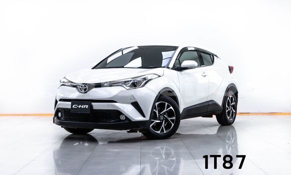 ซื้อ รถมือสอง Toyota C-HR ขาว รถยนต์ ใน %{เมือง} ใน กรุงเทพมหานคร ซื้อ รถมือสอง Toyota C-HR ขาว รถยนต์ ใน %{เมือง} ใน กรุงเทพมหานคร