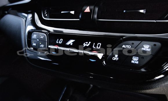 ซื้อ รถมือสอง Toyota C-HR ขาว รถยนต์ ใน %{เมือง} ใน กรุงเทพมหานคร ซื้อ รถมือสอง Toyota C-HR ขาว รถยนต์ ใน %{เมือง} ใน กรุงเทพมหานคร