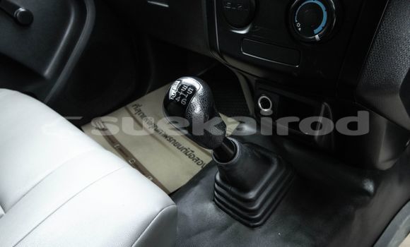 Buy Used Isuzu D-Max White Car in Bangkok in Bangkok Buy Used Isuzu D-Max White Car in Bangkok in Bangkok