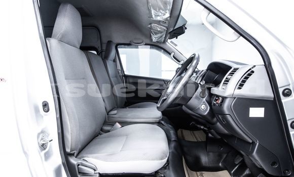 Buy Used Toyota Commuter Other Car in Bangkok in Bangkok Buy Used Toyota Commuter Other Car in Bangkok in Bangkok