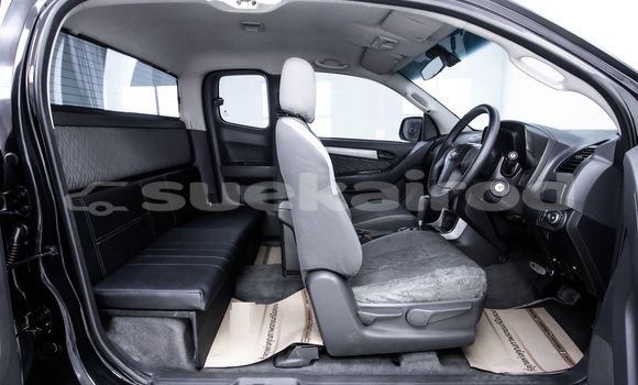 Buy Used Chevrolet Colorado Black Car in Bangkok in Bangkok Buy Used Chevrolet Colorado Black Car in Bangkok in Bangkok