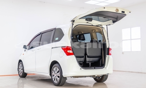 Buy Used Honda Freed White Car in Bangkok in Bangkok Buy Used Honda Freed White Car in Bangkok in Bangkok