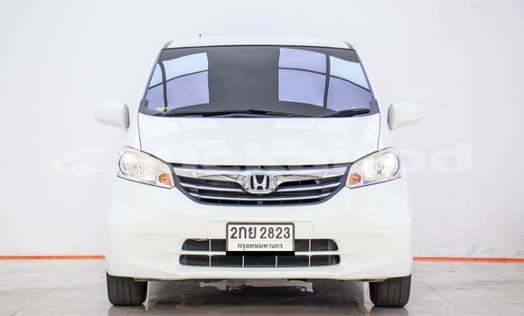 Buy Used Honda Freed White Car in Bangkok in Bangkok Buy Used Honda Freed White Car in Bangkok in Bangkok
