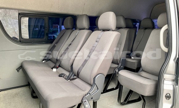 ซื้อ รถมือสอง Toyota Commuter เงิน รถยนต์ ใน %{เมือง} ใน กรุงเทพมหานคร ซื้อ รถมือสอง Toyota Commuter เงิน รถยนต์ ใน %{เมือง} ใน กรุงเทพมหานคร