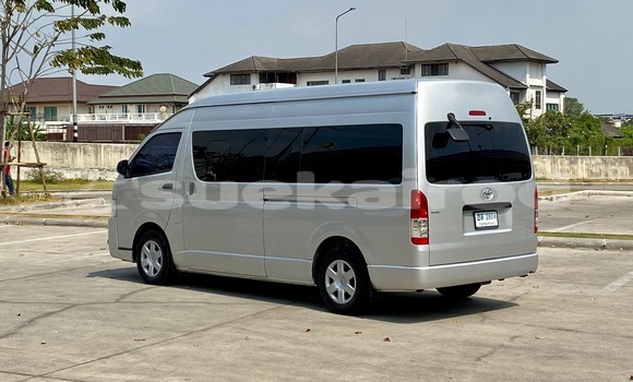 ซื้อ รถมือสอง Toyota Commuter เงิน รถยนต์ ใน %{เมือง} ใน กรุงเทพมหานคร ซื้อ รถมือสอง Toyota Commuter เงิน รถยนต์ ใน %{เมือง} ใน กรุงเทพมหานคร