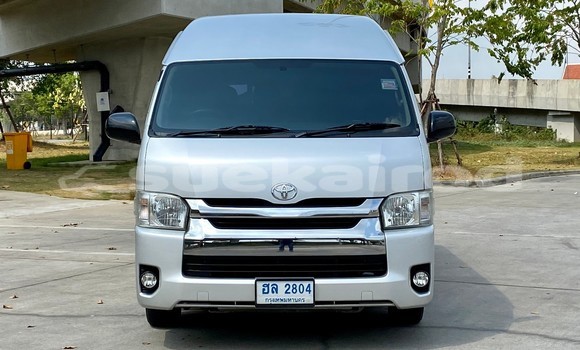 ซื้อ รถมือสอง Toyota Commuter เงิน รถยนต์ ใน %{เมือง} ใน กรุงเทพมหานคร ซื้อ รถมือสอง Toyota Commuter เงิน รถยนต์ ใน %{เมือง} ใน กรุงเทพมหานคร